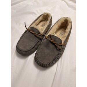 UGG Slippers DAKOTA Sheepskin WOMEN Moccasin Suede Slippers Leather Gray Size 7